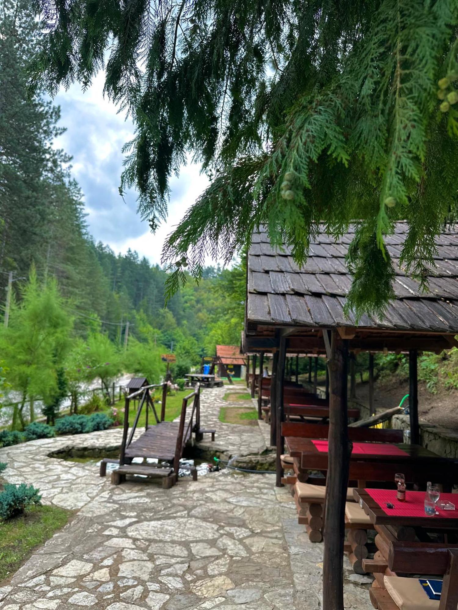 Motel Stovrela Cazin Zewnętrze zdjęcie